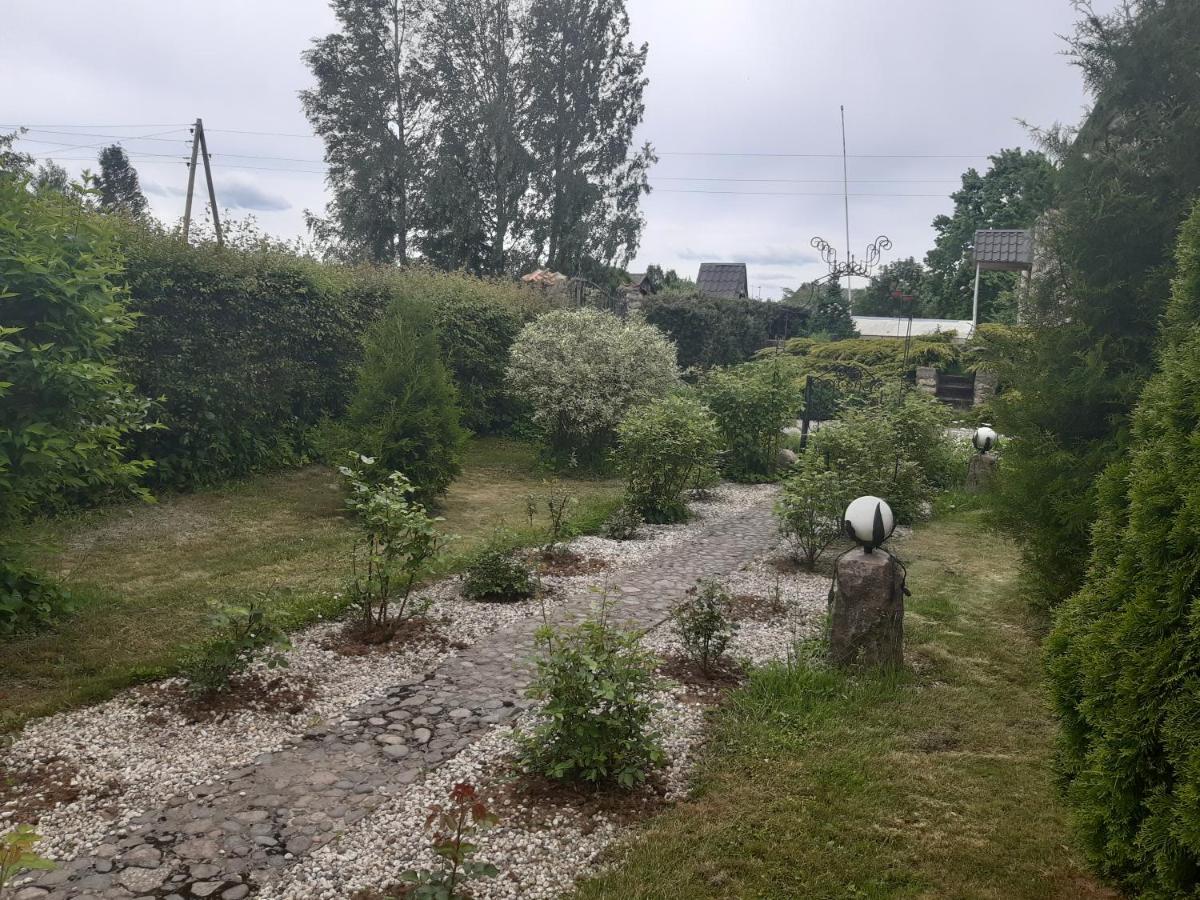 Viesu Nams "Laimes Pakavs" Straupe Exterior foto