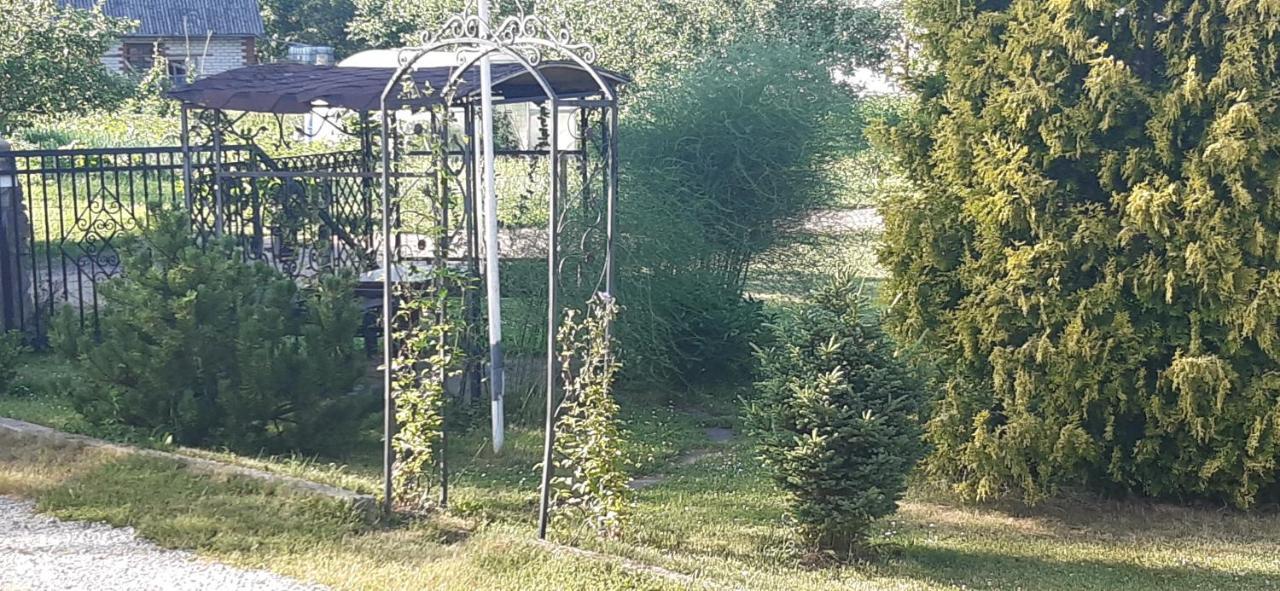 Viesu Nams "Laimes Pakavs" Straupe Exterior foto