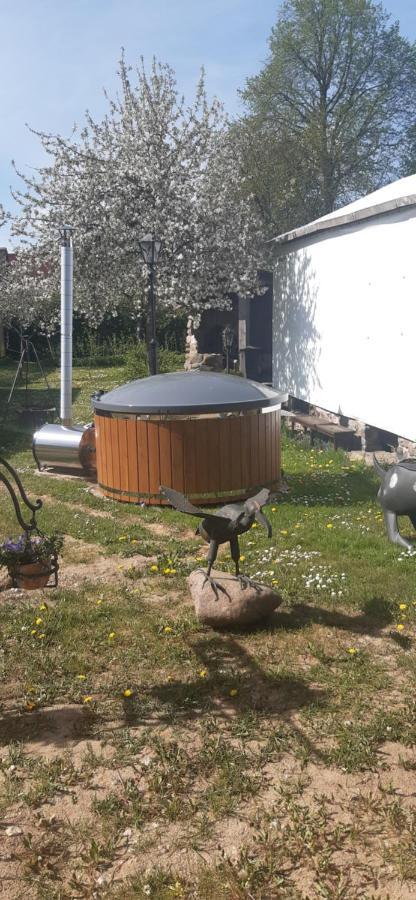 Viesu Nams "Laimes Pakavs" Straupe Exterior foto
